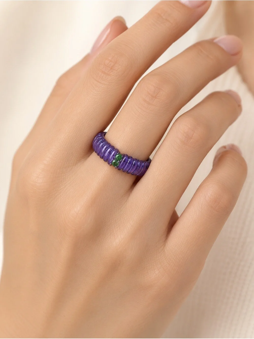 Size 7 Purple Ribbed Ring with Green Accents 925